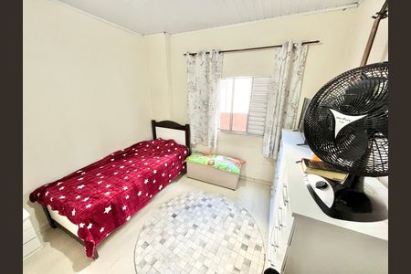 Casa à venda com 70m², 2 quartos e sem vaga Casa à venda com 70m², 2 quartos e sem vagaQuarto 2