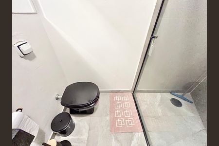 Casa à venda com 70m², 2 quartos e sem vaga Casa à venda com 70m², 2 quartos e sem vagaBanheiro