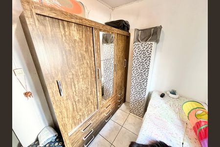 Casa à venda com 70m², 2 quartos e sem vaga Casa à venda com 70m², 2 quartos e sem vagaQuarto 1