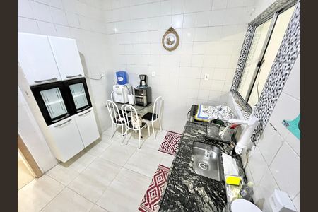 Casa à venda com 70m², 2 quartos e sem vaga Casa à venda com 70m², 2 quartos e sem vagaCozinha