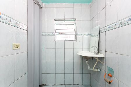 Casa para alugar com 55m², 2 quartos e sem vaga Casa para alugar com 55m², 2 quartos e sem vagaBanheiro da Suíte