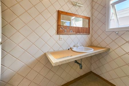 Casa para alugar com 290m², 4 quartos e 3 vagas