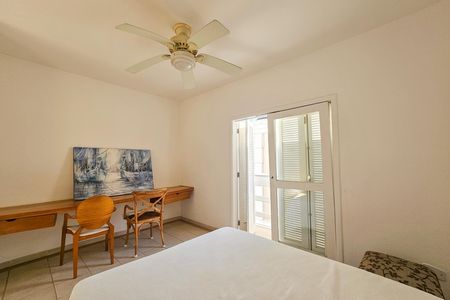 Casa para alugar com 290m², 4 quartos e 3 vagas