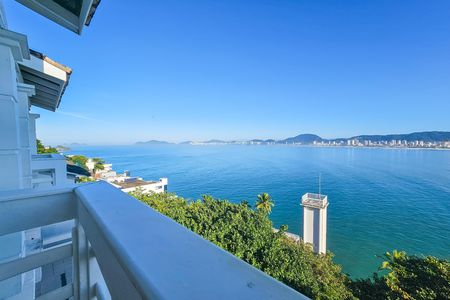 Casa para alugar com 290m², 4 quartos e 3 vagas