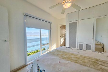 Casa para alugar com 290m², 4 quartos e 3 vagas