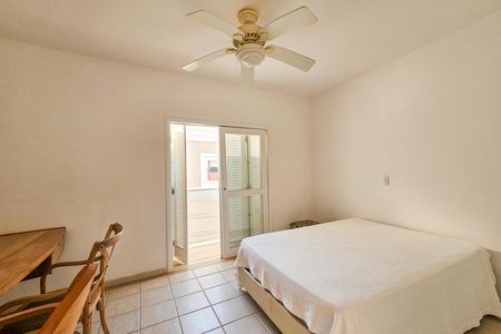 Casa para alugar com 290m², 4 quartos e 3 vagas