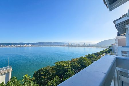 Casa para alugar com 290m², 4 quartos e 3 vagas