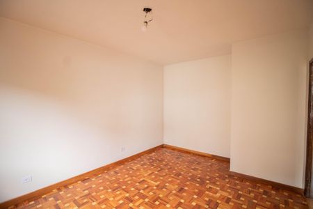 Casa para alugar com 285m², 3 quartos e 4 vagas Casa para alugar com 285m², 3 quartos e 4 vagasQUARTO 2