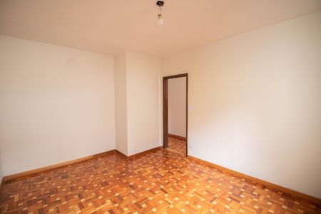 Casa para alugar com 285m², 3 quartos e 4 vagas Casa para alugar com 285m², 3 quartos e 4 vagasQUARTO 2