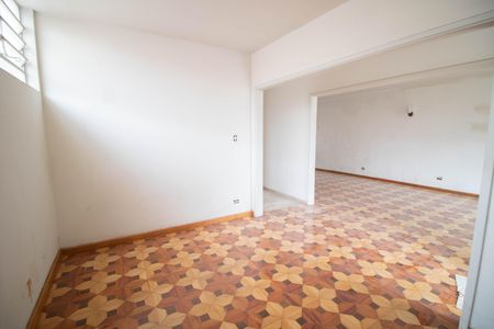 Casa para alugar com 285m², 3 quartos e 4 vagas Casa para alugar com 285m², 3 quartos e 4 vagasSALA DE TV