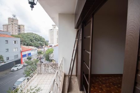 Casa para alugar com 285m², 3 quartos e 4 vagas Casa para alugar com 285m², 3 quartos e 4 vagasQUARTO 1
