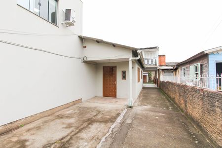 Casa para alugar com 48m², 1 quarto e 1 vaga Casa para alugar com 48m², 1 quarto e 1 vagaFachada