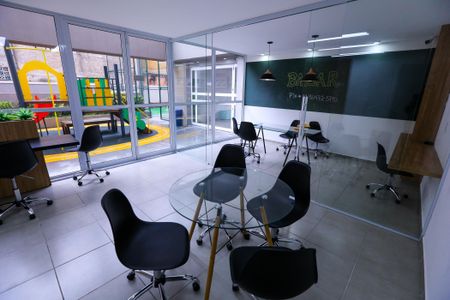 Apartamento para alugar com 35m², 2 quartos e sem vaga Apartamento para alugar com 35m², 2 quartos e sem vagaCoworking