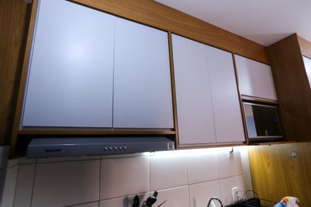 Apartamento para alugar com 35m², 2 quartos e sem vaga Apartamento para alugar com 35m², 2 quartos e sem vagaCozinha - Armários