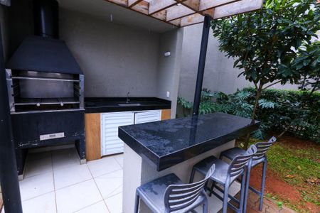 Apartamento para alugar com 35m², 2 quartos e sem vaga Apartamento para alugar com 35m², 2 quartos e sem vagaChurrasqueira