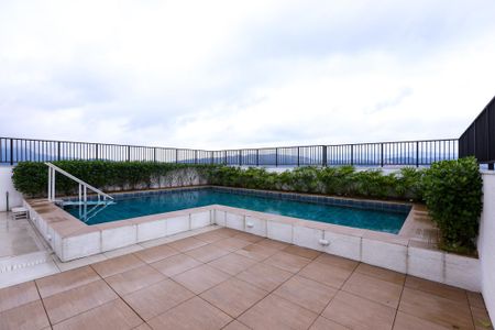 Apartamento para alugar com 35m², 2 quartos e sem vaga Apartamento para alugar com 35m², 2 quartos e sem vagaPiscina