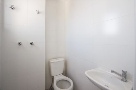 Apartamento à venda com 165m², 3 quartos e 2 vagas Apartamento à venda com 165m², 3 quartos e 2 vagasBanheiro de serviço