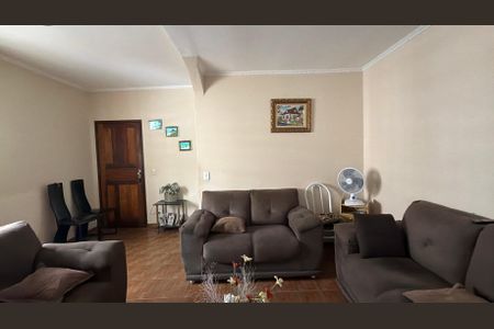 Casa à venda com 3 quartos, 288m² em Vila Regente Feijó, São Paulo
