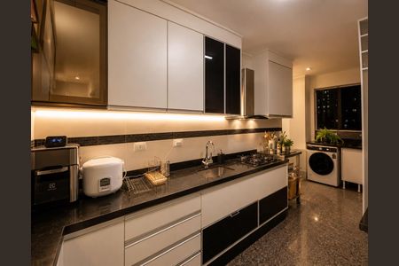 Apartamento à venda com 106m², 3 quartos e 1 vaga Apartamento à venda com 106m², 3 quartos e 1 vagaCozinha