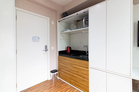 Studio à venda com 25m², 1 quarto e 1 vaga Studio à venda com 25m², 1 quarto e 1 vagaStudio