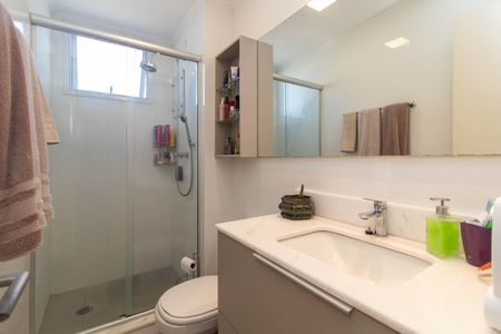 Apartamento à venda com 67m², 2 quartos e 1 vaga Apartamento à venda com 67m², 2 quartos e 1 vagaBanheiro