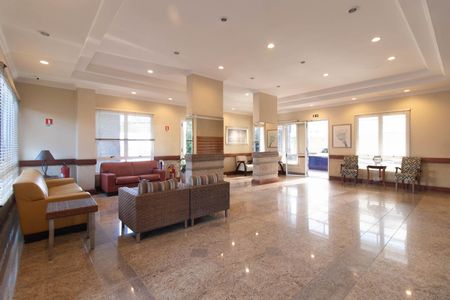 Apartamento à venda com 67m², 2 quartos e 1 vaga Apartamento à venda com 67m², 2 quartos e 1 vagaHall social