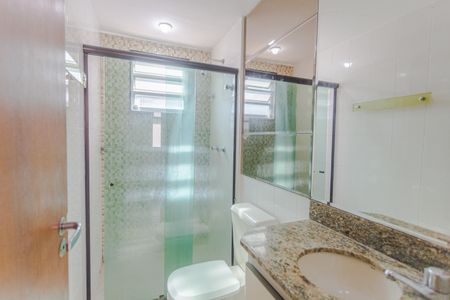 Banheiro da Suíte de apartamento para alugar com 2 quartos, 58m² em Nova Vista, Belo Horizonte