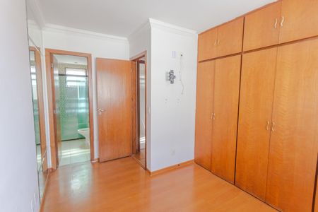 Suíte de apartamento para alugar com 2 quartos, 58m² em Nova Vista, Belo Horizonte