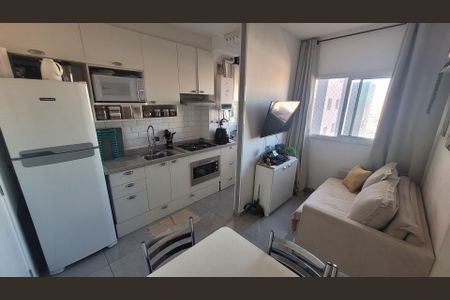 Sala/Cozinha de apartamento à venda com 2 quartos, 35m² em Vila Tolstoi, São Paulo