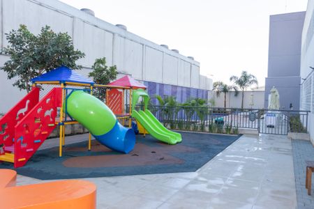 Apartamento à venda com 35m², 2 quartos e sem vagaÁrea comum - Playground
