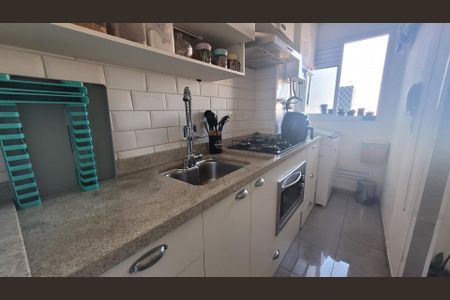 Cozinha de apartamento à venda com 2 quartos, 35m² em Vila Tolstoi, São Paulo