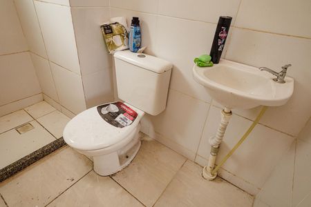 Apartamento para alugar com 44m², 2 quartos e sem vaga Apartamento para alugar com 44m², 2 quartos e sem vagaBanheiro