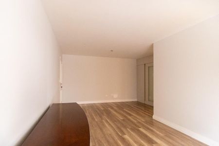 Sala de apartamento para alugar com 2 quartos, 86m² em Água Verde, Curitiba