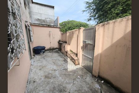 Casa à venda com 125m², 4 quartos e 1 vaga Casa à venda com 125m², 4 quartos e 1 vagaÁrea externa