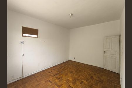 Casa à venda com 125m², 4 quartos e 1 vaga Casa à venda com 125m², 4 quartos e 1 vagaQuarto