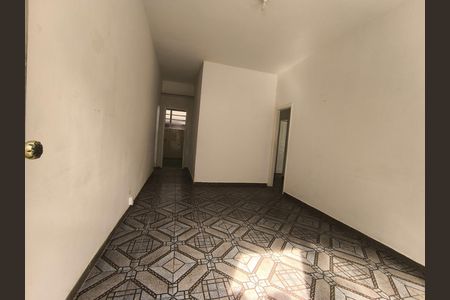 Sala de casa à venda com 4 quartos, 125m² em Inhaúma, Rio de Janeiro
