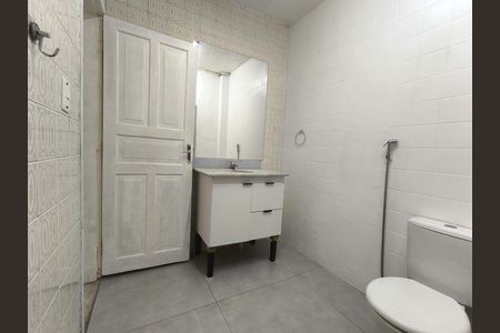 Casa à venda com 125m², 4 quartos e 1 vaga Casa à venda com 125m², 4 quartos e 1 vagaBanheiro