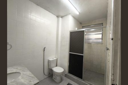 Casa à venda com 125m², 4 quartos e 1 vaga Casa à venda com 125m², 4 quartos e 1 vagaBanheiro