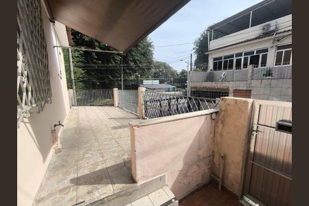 Casa à venda com 125m², 4 quartos e 1 vaga Casa à venda com 125m², 4 quartos e 1 vagaÁrea externa