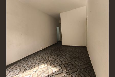 Sala de casa à venda com 4 quartos, 125m² em Inhaúma, Rio de Janeiro