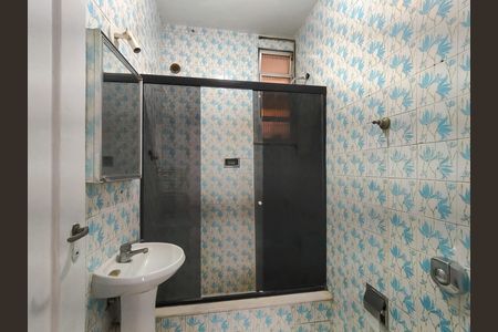 Apartamento à venda com 60m², 2 quartos e sem vaga Apartamento à venda com 60m², 2 quartos e sem vagaBanheiro social
