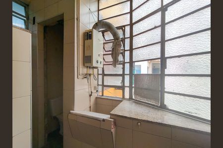 Apartamento à venda com 60m², 2 quartos e sem vaga Apartamento à venda com 60m², 2 quartos e sem vagaCozinha e Área de serviço