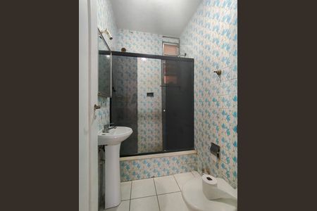 Apartamento à venda com 60m², 2 quartos e sem vaga Apartamento à venda com 60m², 2 quartos e sem vagaBanheiro social