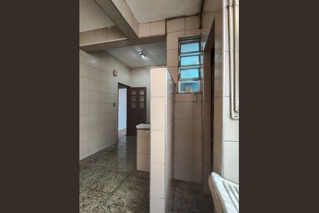 Apartamento à venda com 60m², 2 quartos e sem vaga Apartamento à venda com 60m², 2 quartos e sem vagaCozinha e Área de serviço
