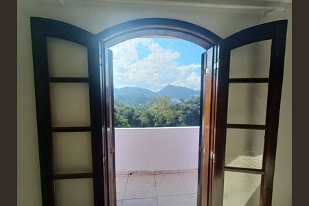 Vista quarto 1 de apartamento para alugar com 3 quartos, 70m² em Carangola, Petrópolis