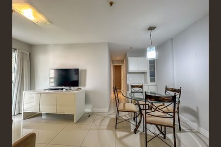 Apartamento para alugar com 62m², 2 quartos e 1 vaga