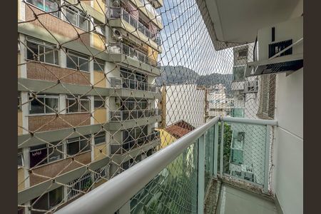 Apartamento para alugar com 62m², 2 quartos e 1 vaga
