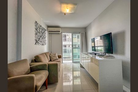 Apartamento para alugar com 62m², 2 quartos e 1 vaga