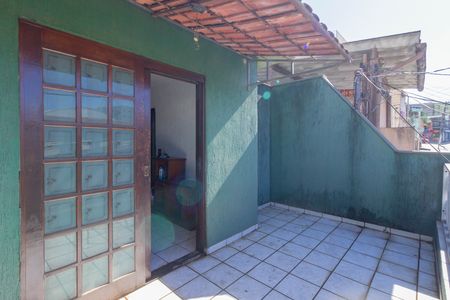 Varanda Sala de casa para alugar com 3 quartos, 148m² em Jaraguá, São Paulo