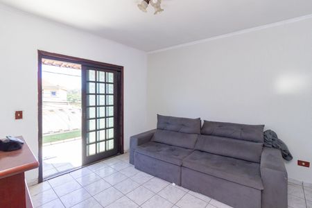 Sala de casa para alugar com 3 quartos, 148m² em Jaraguá, São Paulo